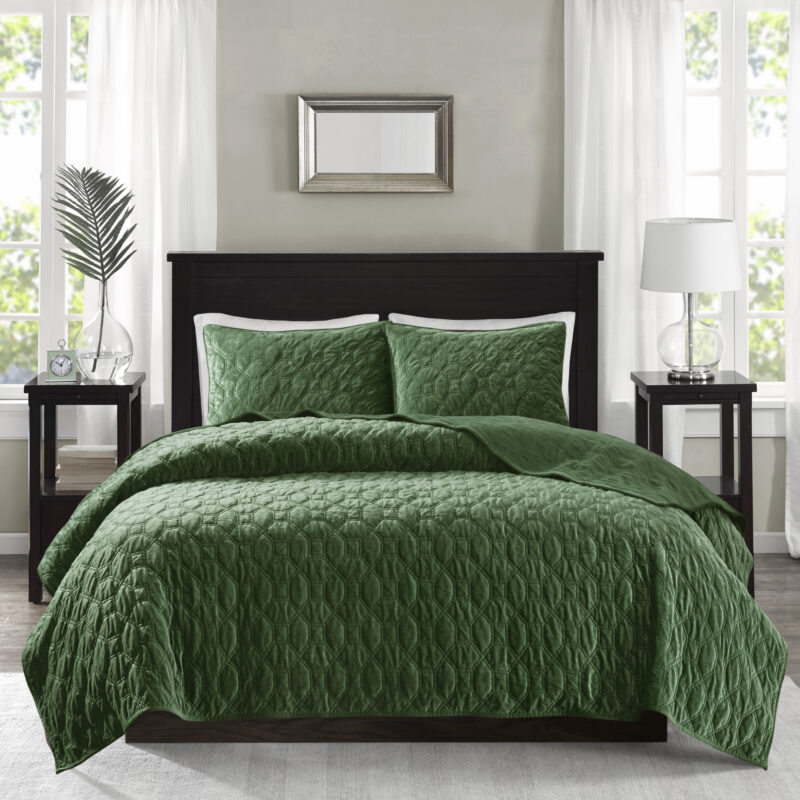 3 Piece Velvet Quilt Set, Full Queen Green - Image 9