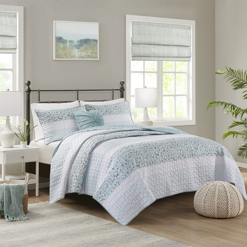 King Seersucker Quilt, 4-Piece w/ Throw Pillow - Image 16