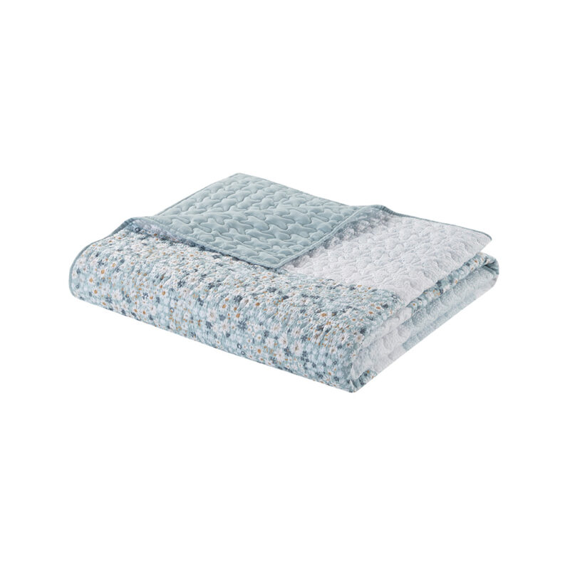 King Seersucker Quilt, 4-Piece w/ Throw Pillow - Image 12