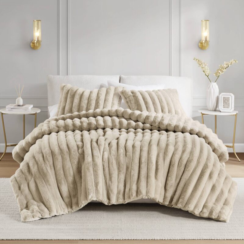 Soft Faux Fur Comforter, 3-Piece Full Queen - Image 2