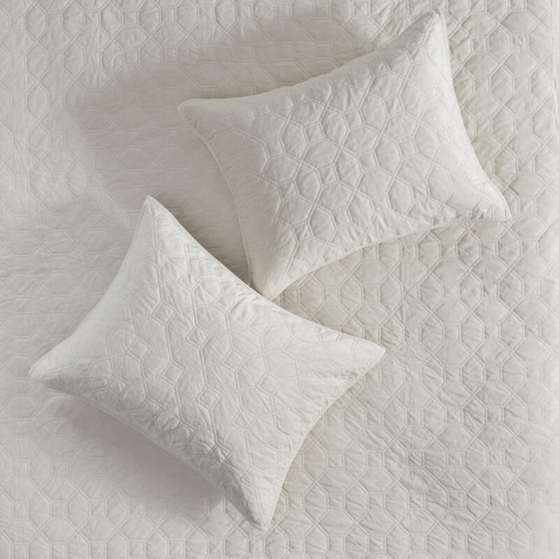 3 Piece Velvet Quilt Set, Ivory Full Queen - Image 4