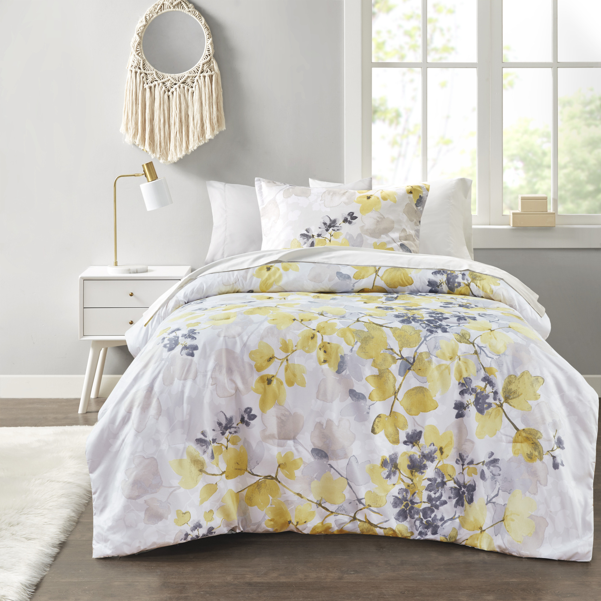 453e0ced9f7e7e7db866bde2ad6ce2cd Comforter Set with Sheets, Queen Floral Yellow - Image 1