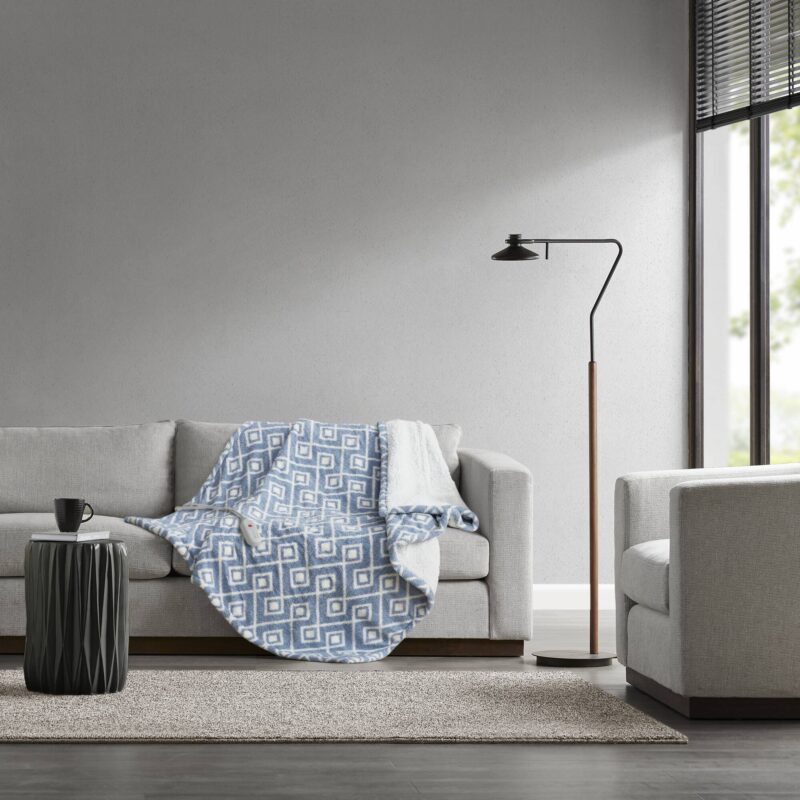 Electric Heated Throw, 50x60 w/ 5 Heat Settings - Image 9