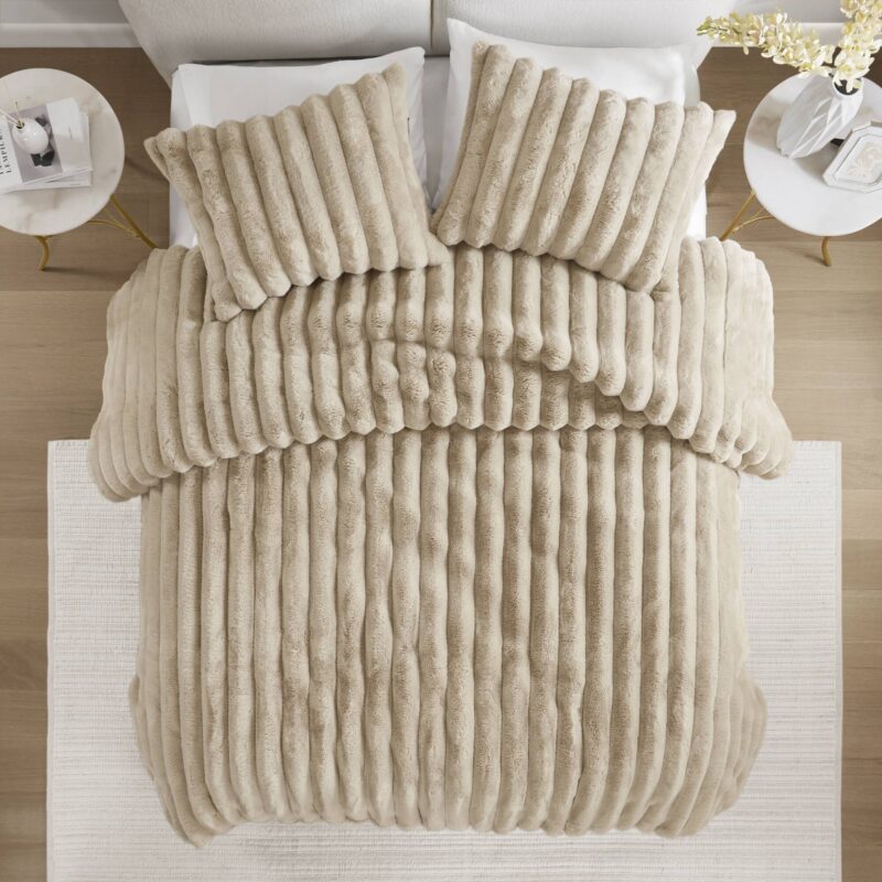 Soft Faux Fur Comforter, 3-Piece Full Queen - Image 4