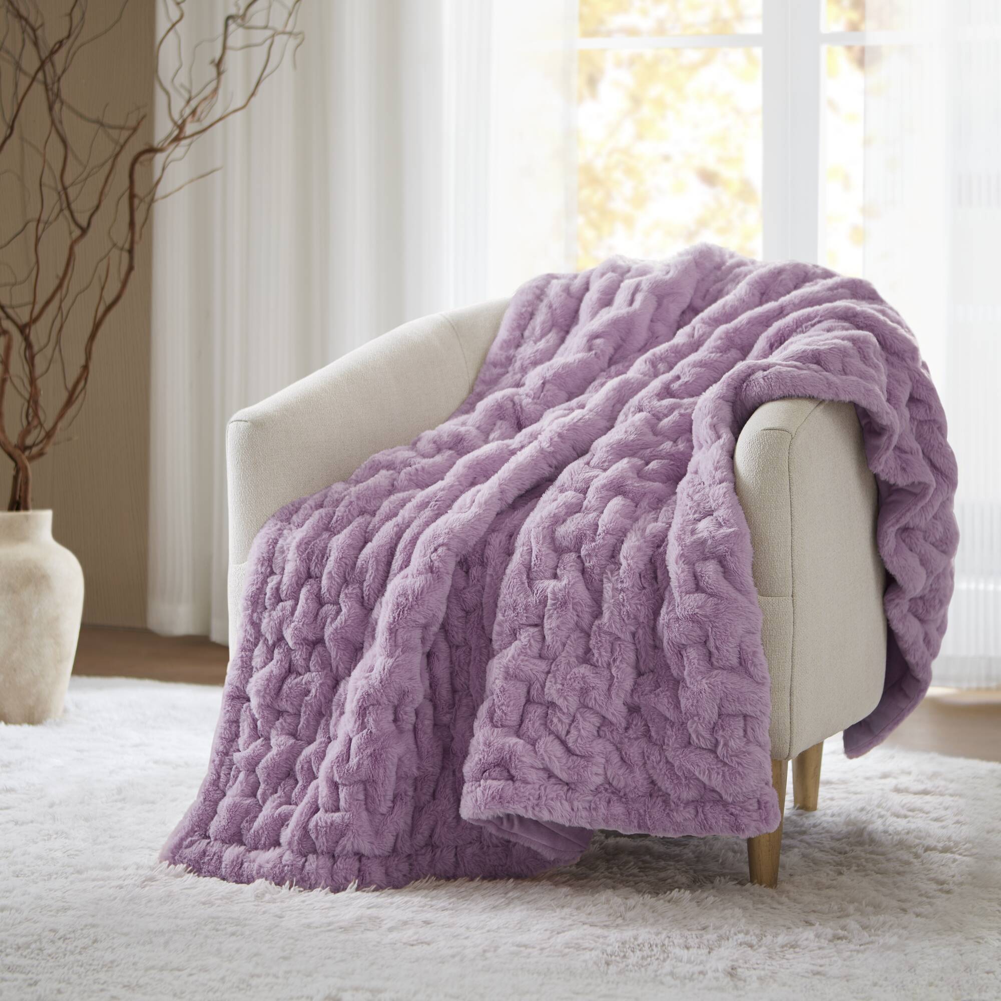 b08c17845cba27527bec44d8d7c8a26e Faux Fur Throw Blanket, 50x60 for Couch - Image 1